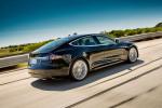 Tesla Model S 2012 года